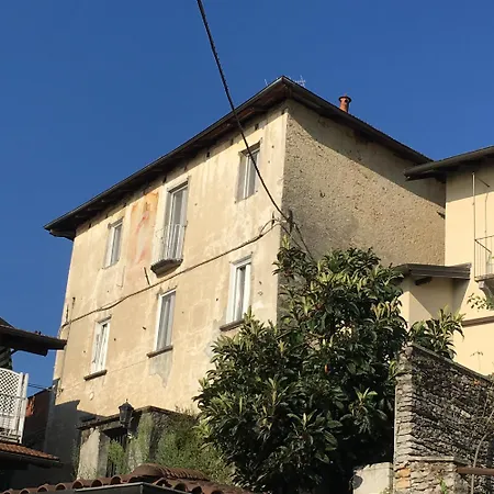 Apartament Charmantes Pfarrhaus Mit Seeblick Und Garten Ghiffa